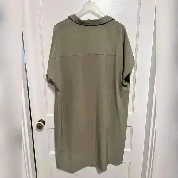 Soft Surroundings Green Flowy Breathable Chore Dress With Pockets NEW - Picture 2 of 5